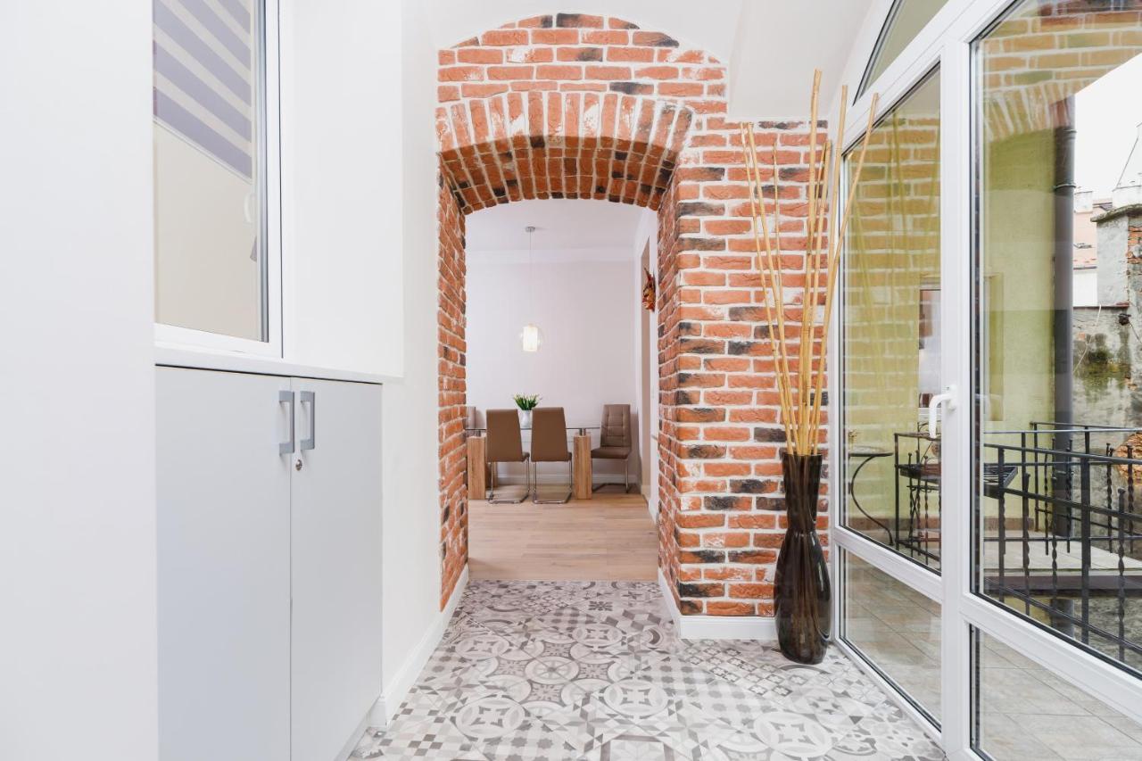 Modern Apartment Lubicz Krakow By Noclegi Renters Екстериор снимка